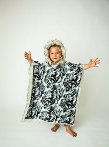 Car Seat Poncho Faux Fur and Flowers with Pocket