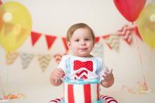 Load image into Gallery viewer, 1st B-Day Boy Outfit - Carnival Dr. Seuss